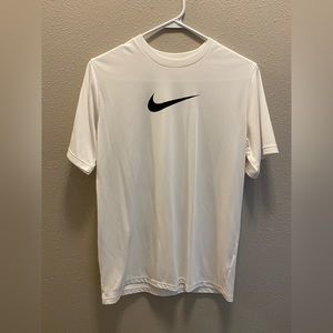 Men’s Nike dri fit white shirt